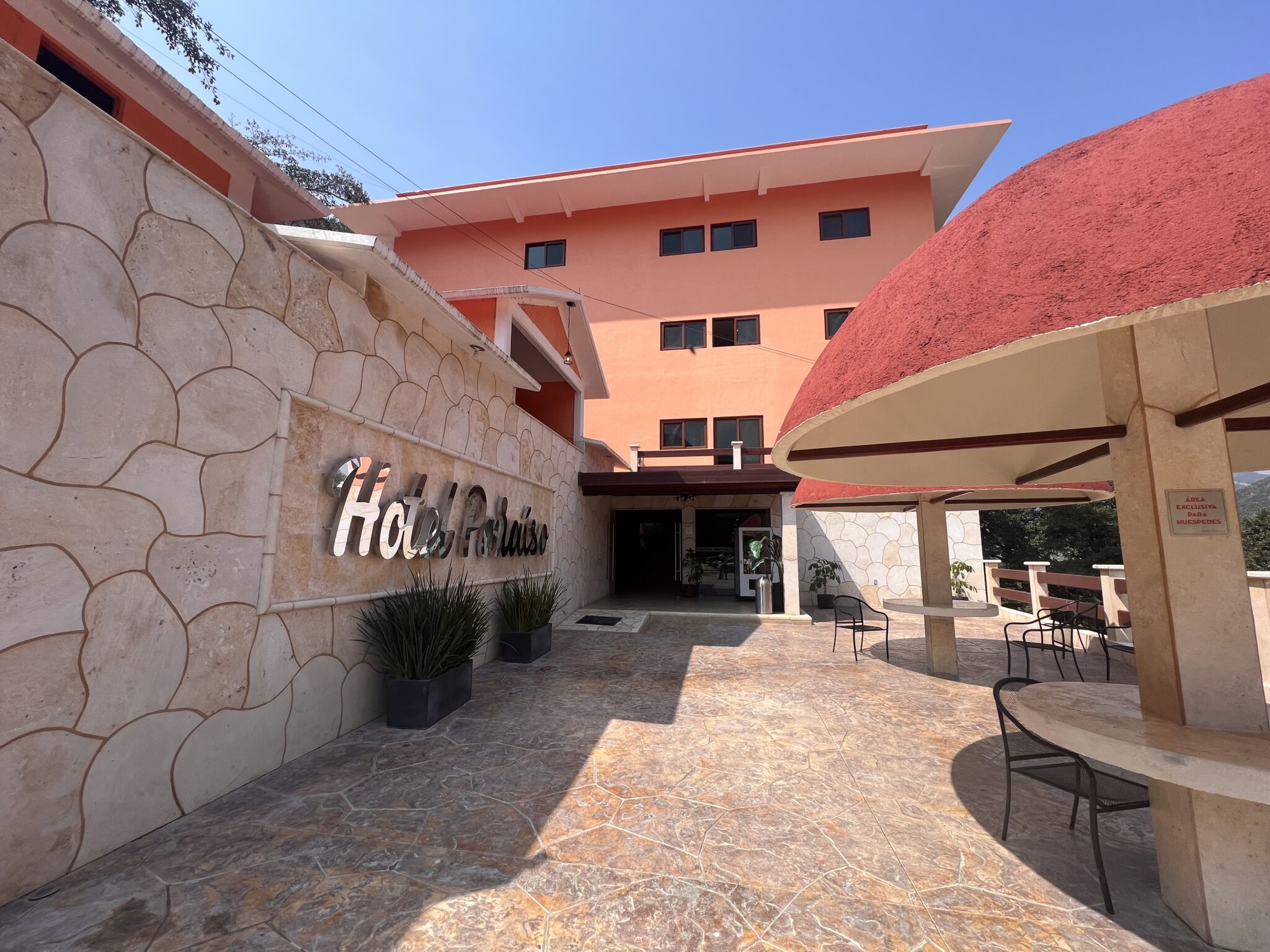 tolantongo hotsprings private tours mexico city