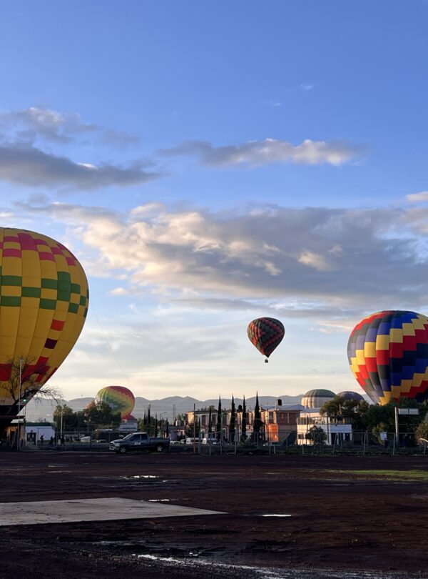 Archaeological zone, piramyds, Teotihuacan, ballon flight, adventure. private tour, epic journey